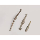 古代 青銅器 帶鉤 錯銀 魚水紋 3件